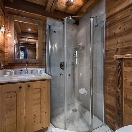 Luxueux A Avec Espace Bien-etre, Parfait Pour Familles Et Amis - Fr-1-562-20 Courchevel